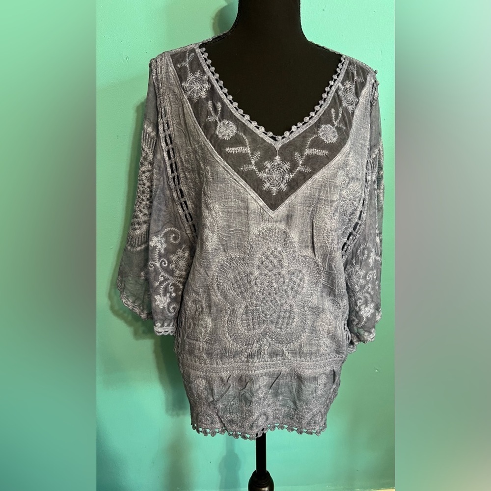 #177 Kindred denim blue top